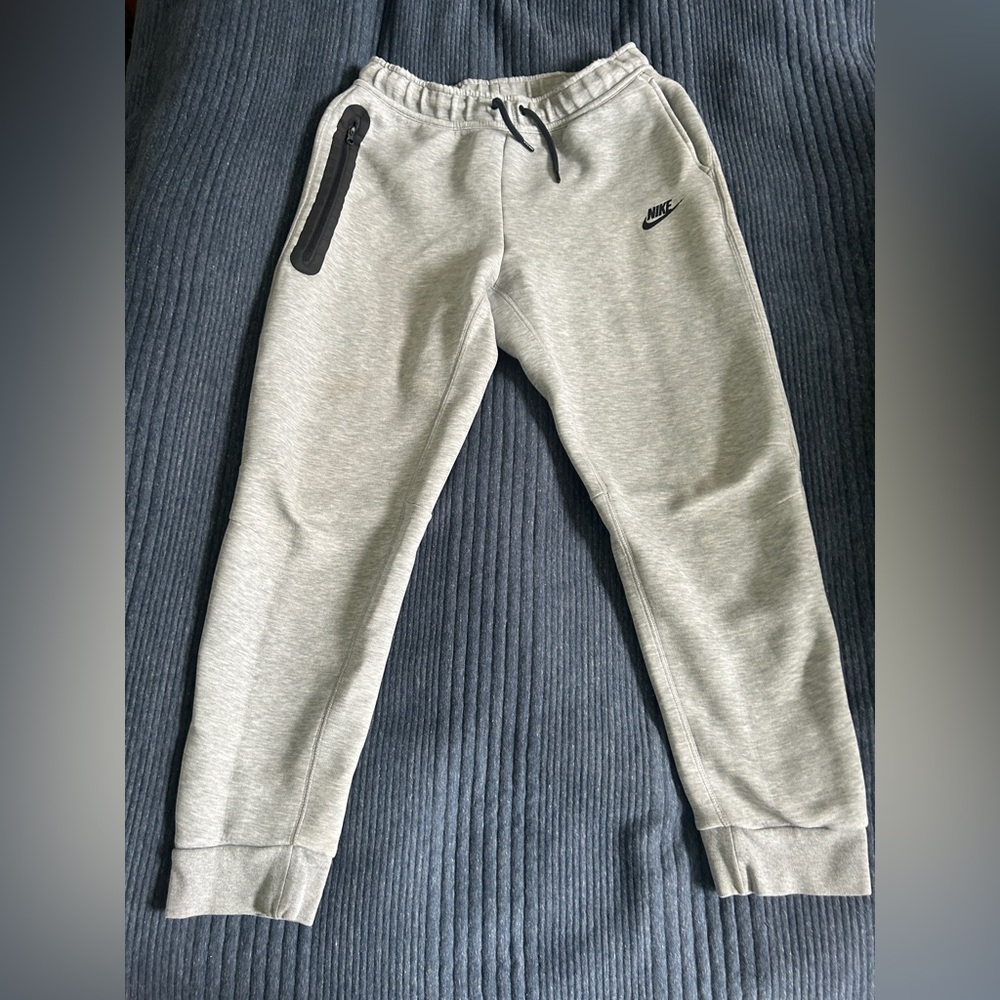 Nike Tech Kids' Gray Fleece Jogger Pants Size XL